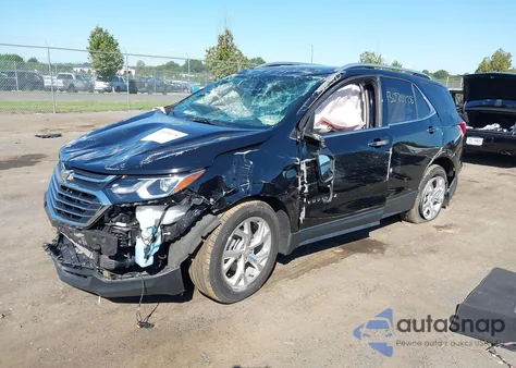 2021 Chevrolet Equinox Awd Premier z USA, uszkodzony, nr VIN 2GNAXXEV4M6144507